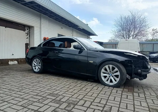 bmw seria 3 łódzkie BMW Seria 3 cena 35500 przebieg: 215000, rok produkcji 2011 z Gdańsk